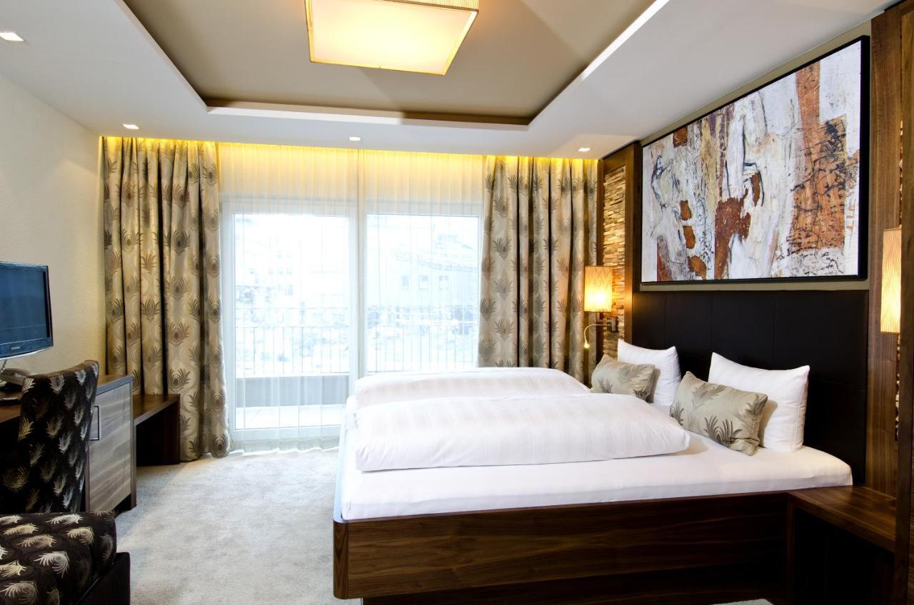 Hotel Garni Astoria Ischgl Quarto foto